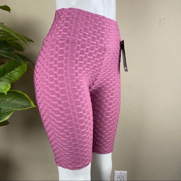 Active Wear Honeycomb Textured Bike Shorts - Picture 4 of 8